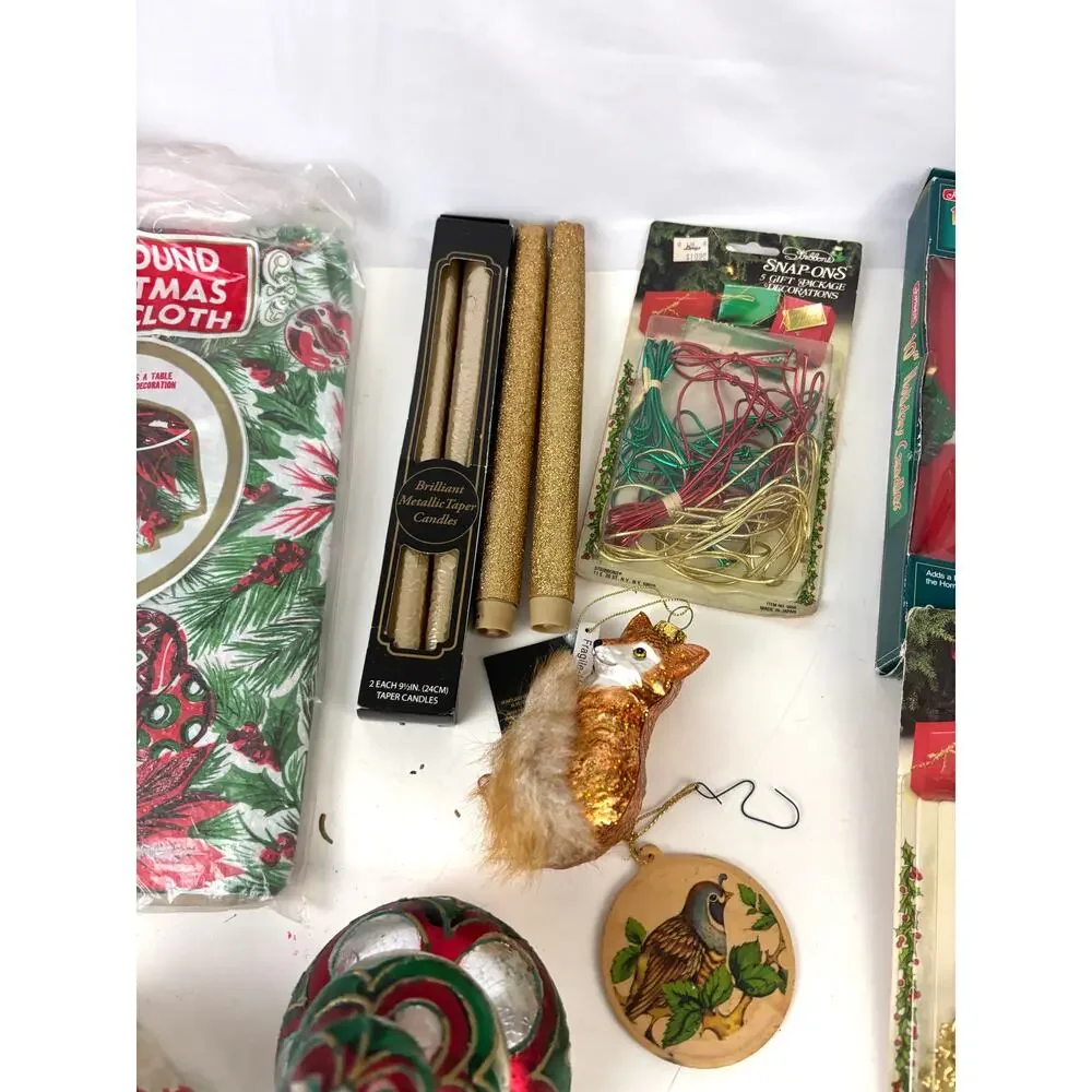 VTG Christmas Decoration Lot Bundle Tablecloth Ornaments Snap-Ons‎ Tie-Ons Decor